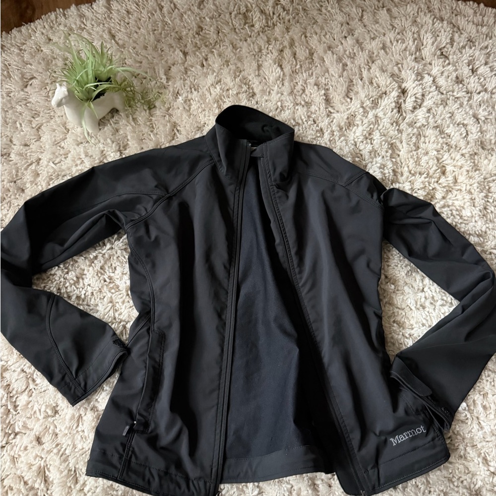 Marmot Midnight Black softshell, athletic sporty, durable windbreaker Jacket